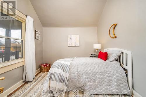 1768 Drouillard Road, Windsor, ON - Indoor Photo Showing Bedroom