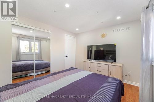 106 Horton Crescent, Brampton, ON - Indoor Photo Showing Bedroom