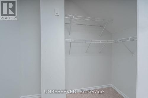 48 Dayfoot Drive, Halton Hills, ON - Indoor With Storage