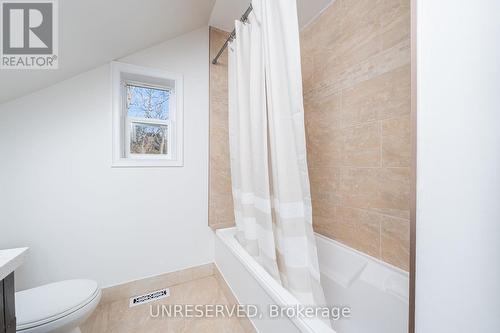 48 Dayfoot Drive, Halton Hills, ON - Indoor Photo Showing Bathroom