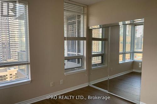 1610 - 388 Prince Of Wales Drive, Mississauga, ON - Indoor Photo Showing Other Room