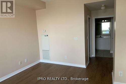 1610 - 388 Prince Of Wales Drive, Mississauga, ON - Indoor Photo Showing Other Room