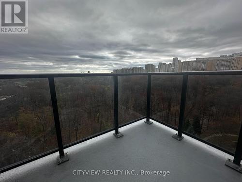 1002 - 202 Burnhamthorpe Road E, Mississauga, ON - Outdoor With Balcony