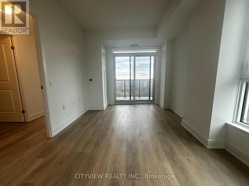 1002 - 202 Burnhamthorpe Road E, Mississauga, ON - Indoor Photo Showing Other Room