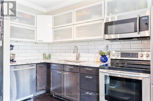 57 Gilgorm Road, Brampton, ON - Indoor Photo Showing Kitchen With Upgraded Kitchen