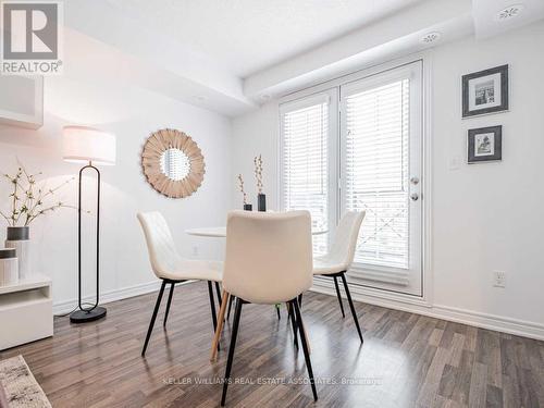 11 - 39 Hays Boulevard, Oakville, ON - Indoor Photo Showing Dining Room