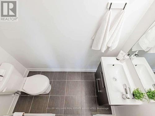 11 - 39 Hays Boulevard, Oakville, ON - Indoor Photo Showing Bathroom