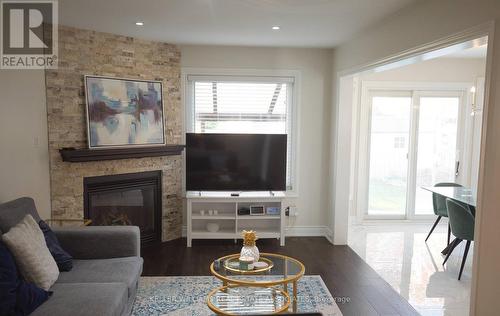 6371 Chapman Court, Mississauga, ON - Indoor Photo Showing Living Room With Fireplace