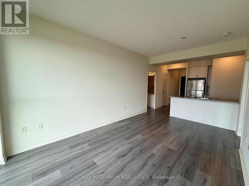 1101 - 349 Rathburn Road, Mississauga, ON - Indoor Photo Showing Kitchen