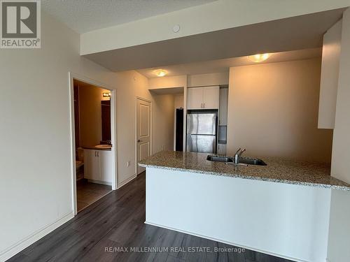 1101 - 349 Rathburn Road, Mississauga, ON - Indoor Photo Showing Kitchen