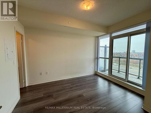 1101 - 349 Rathburn Road, Mississauga, ON - Indoor Photo Showing Other Room