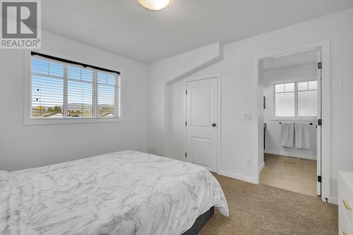 180 Mccurdy Road E Unit# 3, Kelowna, BC - Indoor Photo Showing Bedroom