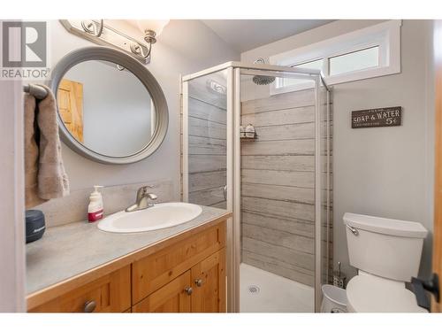 132 Missezula Lake Road, Princeton, BC - Indoor Photo Showing Bathroom