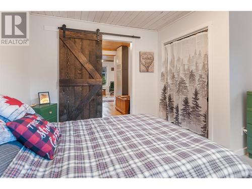 132 Missezula Lake Road, Princeton, BC - Indoor Photo Showing Bedroom