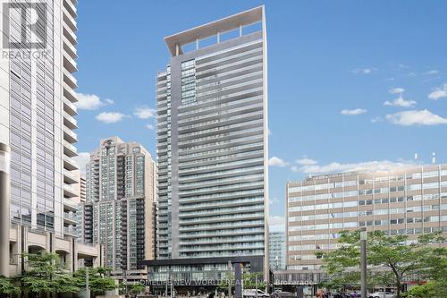 1613 - 770 Bay Street, Toronto, ON - Outdoor With Facade