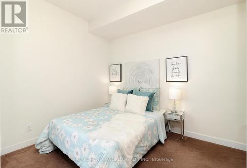 1613 - 770 Bay Street, Toronto, ON - Indoor Photo Showing Bedroom