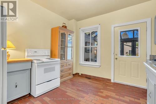 222 Woburn Avenue, Toronto, ON - Indoor Photo Showing Kitchen