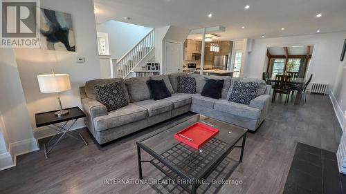 47 Maxwell Avenue, Toronto, ON - Indoor Photo Showing Living Room