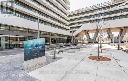 403 - 20 Shore Breeze Drive, Toronto, ON - Outdoor