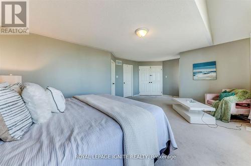 1547 Spencely Drive, Oshawa, ON - Indoor Photo Showing Bedroom