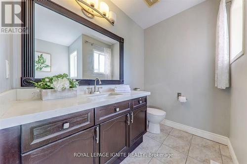 1547 Spencely Drive, Oshawa, ON - Indoor Photo Showing Bathroom