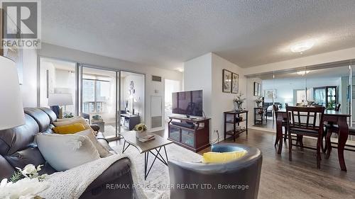 1807 - 88 Corporate Drive, Toronto, ON - Indoor Photo Showing Living Room