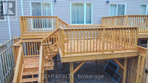 29 Parkside Crescent, Essa, ON - Outdoor With Deck Patio Veranda With Exterior