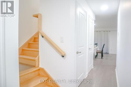 29 Parkside Crescent, Essa, ON - Indoor Photo Showing Other Room