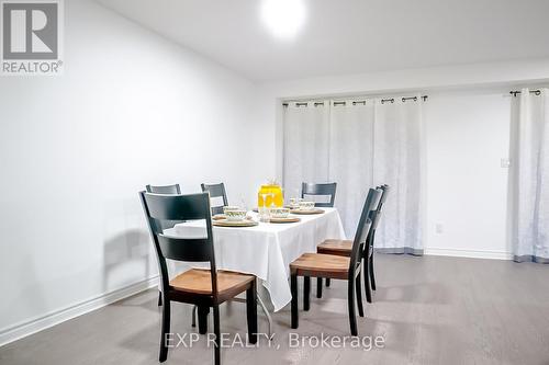 29 Parkside Crescent, Essa, ON - Indoor Photo Showing Dining Room