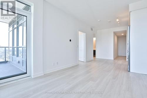 1810A - 30 Upper Mall Way, Vaughan, ON - Indoor Photo Showing Other Room