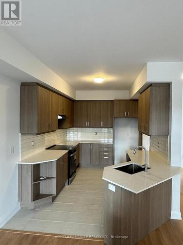 131B-2 - 153 Seguin Street, Richmond Hill, ON - Indoor Photo Showing Kitchen