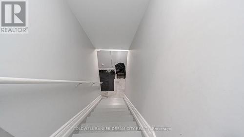 88 Hollowgrove Boulevard, Brampton, ON - Indoor Photo Showing Other Room