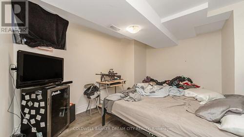 88 Hollowgrove Boulevard, Brampton, ON - Indoor Photo Showing Bedroom