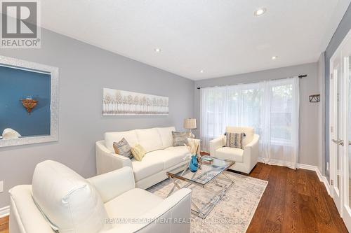 70 Lakecrest Trail, Brampton, ON - Indoor Photo Showing Living Room