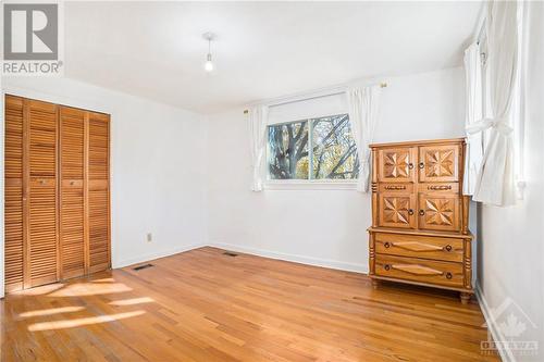 2725 Kelly Avenue, Ottawa, ON - Indoor Photo Showing Other Room