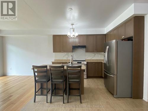 7822 Longhouse Lane, Niagara Falls, ON - Indoor Photo Showing Kitchen With Stainless Steel Kitchen