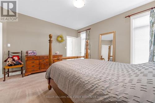 31 Balmoral Drive, Niagara-On-The-Lake, ON - Indoor Photo Showing Bedroom