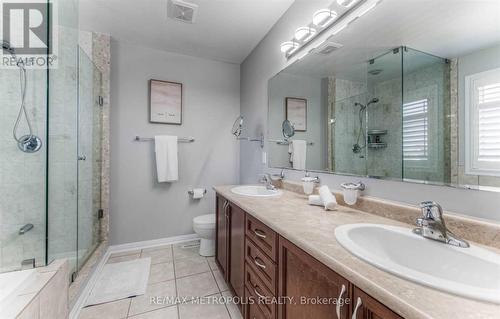 46 Horton Walk, Cambridge, ON - Indoor Photo Showing Bathroom