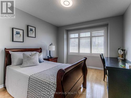 46 Horton Walk, Cambridge, ON - Indoor Photo Showing Bedroom