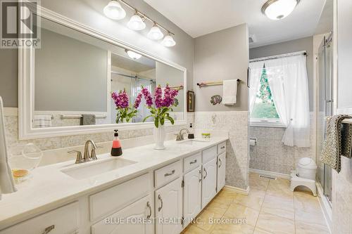 10996 Furnival Road, West Elgin (Rodney), ON - Indoor Photo Showing Bathroom