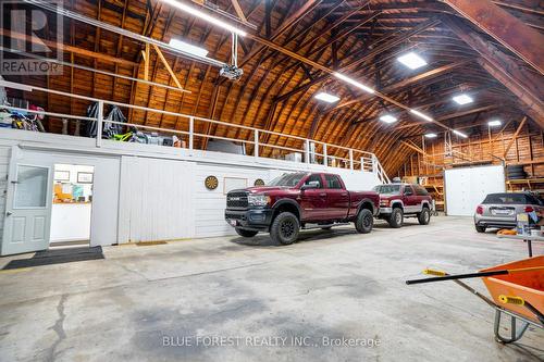 10996 Furnival Road, West Elgin (Rodney), ON - Indoor Photo Showing Garage