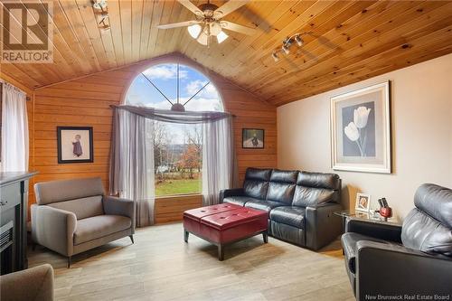 7 Mcclellan Cres, Nackawic, NB - Indoor Photo Showing Living Room