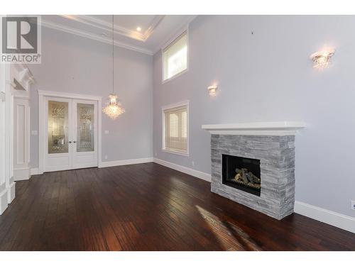 3640 Williams Road, Richmond, BC - Indoor Photo Showing Living Room With Fireplace