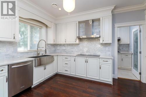 3640 Williams Road, Richmond, BC - Indoor Photo Showing Kitchen With Upgraded Kitchen