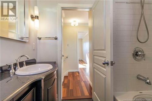 30 Berkley Drive, Riverview, NB - Indoor Photo Showing Bathroom