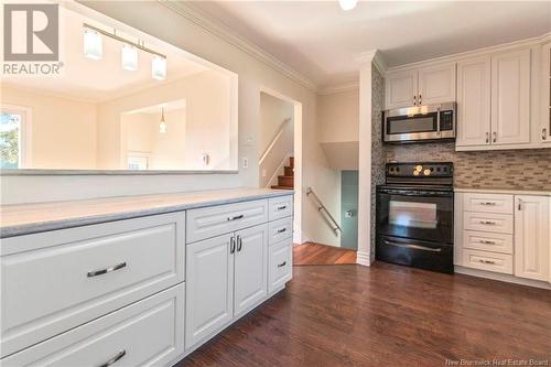 30 Berkley Drive, Riverview, NB - Indoor Photo Showing Kitchen