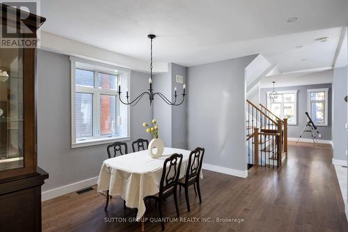 1300 Lakebreeze Drive, Mississauga, ON - Indoor Photo Showing Dining Room