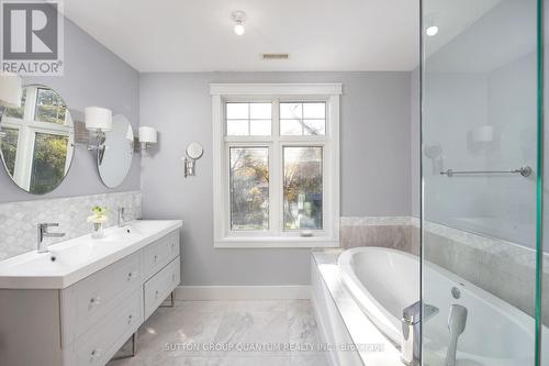 1300 Lakebreeze Drive, Mississauga, ON - Indoor Photo Showing Bathroom