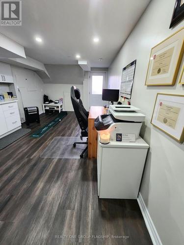 2482 Cobbinshaw Circle, Mississauga, ON - Indoor Photo Showing Laundry Room