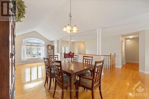 9 Pebblemill Lane, Russell, ON - Indoor Photo Showing Dining Room